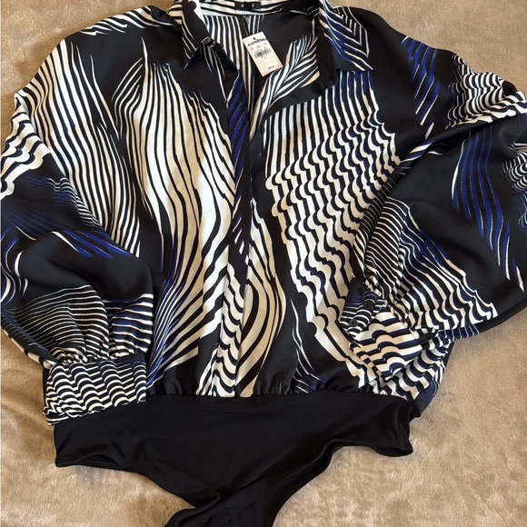Express Tops - Black and White Patterned Blouse with Blue Accents